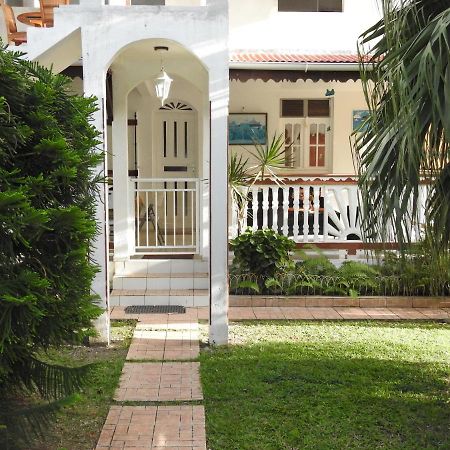Villa Nanou , Villa De Plein Pied Avec Joli Jardin ブイヤント エクステリア 写真